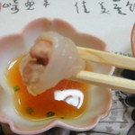 薄造りは肝を巻いても美味しい！