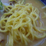 あっぱれ亭 - 中太の麺