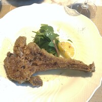 La Brianza - 和歌山県鹿骨付き肉コトレッタレモンバターソース。ジューシーやさしい味わいおいしい♡ボリュームたっぷりありがとうございます(^ー^)