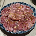 ホルモン焼 焼肉 好子ちゃん - 豚ホルモン　タン