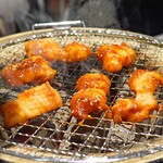 ホルモン焼 焼肉 好子ちゃん - 牛ホルモン　シマ腸