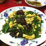 花ニラの蕾・芽と木耳・卵炒め（'12/9）