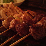 Gombee - 串焼き各種