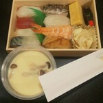 寿司処 いずみ田 - かぶり（持帰り）夏季は不可