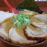 Shouken Tamashii - 豚骨ラーメン　味噌チャーシュー　１１８０円