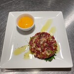 バルタン - 桜肉のユッケ