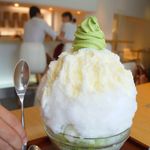 京はやしや - スプーンを横に並べてみた。