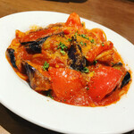 Tomato pasta with fried eggplant and bacon