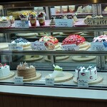 Patisserie du Saison CHOU CHOU - ショーケース