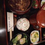 炭焼うな富士 - ひつまぶし　¥4.840円　　(税込)
