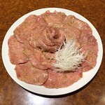 焼肉 スタミナ苑 - ・新 上タン塩と黒たんすじ