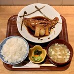 和食バルさしすせそ - 赤魚の揚げ煮 ¥990