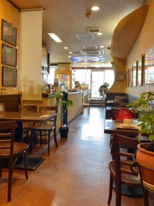 Books &amp; Cafe Wonderland photo 5