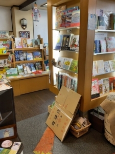 Books &amp; Cafe Wonderland photo 4