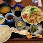 Hisago ya - 生姜焼き定食
