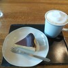 HOLT COFFEE AND TREATS - 