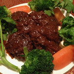 ツヴァイ ヘルツェン - ビーフシチュー