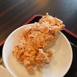 台湾料理 フクテイ - ランチメニューの唐揚げ