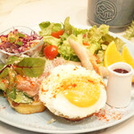 友安製作所カフェ - クロックマダム風フレンチトースト