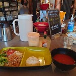 グル グル シロヘビ ヌードル - 