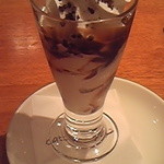 Kyattsu Kafe - セットでチョコクランチのミニパフェがつきました。