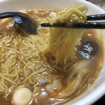 十八番 - あんかけスープに合う細麺