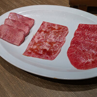 焼肉 ジャンボ はなれ - 