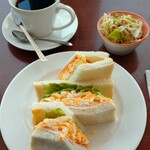 おれんじや 展望レストラン - サンドイッチとコーヒーのセット（税込570円）
