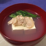 Kicchou - 上巳の節供 (桃の節句、雛祭り)で作った蛤と煮汁を椀物に仕立てる