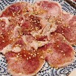 ホルモン焼 焼肉 好子ちゃん - ◎豚タン 塩 390円