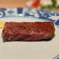 肉割烹 岡田前 - 