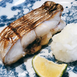赤坂 渡なべ - 江戸前の太刀魚の炭火焼き