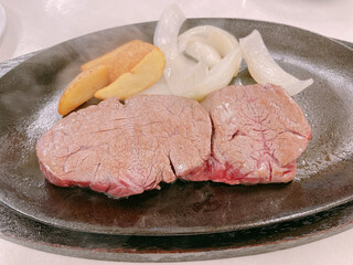 那覇でステーキを食べるならここ おすすめの人気店13選 食べログまとめ 那覇でステーキを食べるならここ おすすめの人気店13選 食べログまとめ