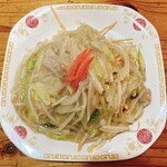Nakayama Hanten - フライ麺、真上から！