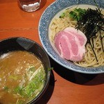 麺処ほん田 - 濃厚豚骨魚介(ゆず)＋中盛。