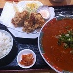 ムツゴロウ - ジャンラーメン＋から揚げ＋ごはん＋サラダ＋キムチのセット