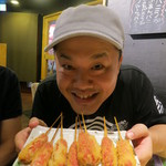 下北沢 カドヤ - 赤いウインナーとイカツイ男