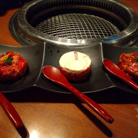 生粋 - ユッケ盛合せ