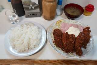 キッチン マミー - 生カキフライ　4個