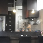 カフール - オープンキッチンです