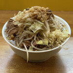 ラーメン荘 夢を語れ - ラーメン(ニンニク有り、野菜増し)