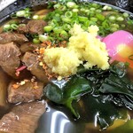 はなちゃんうどん  - 肉うどんに『鷹の爪（激辛だよ〜）』
      と『生姜』を多目に投入！