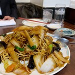 中国料理 旺子牛食府 - 豚バラ五目あんかけ焼きそば