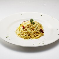 スパゲッティーニ アーリオ エ オリオ "アルパチーノ”
