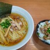 横浜家系ラーメン なぶら家
