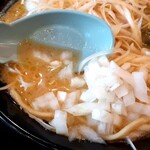 町田商店 - 玉ねぎが濃口スープとマッチング！