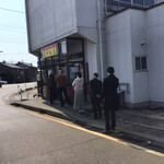 杭州飯店 - 平日でもそこそこの行列