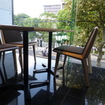 アップステアーズ - 