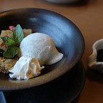 むぎの里 - 抹茶アイスです