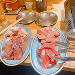 Nikudonya Chokuei Shokunikui Chiba Tonchan Yakiniku Daiou - 